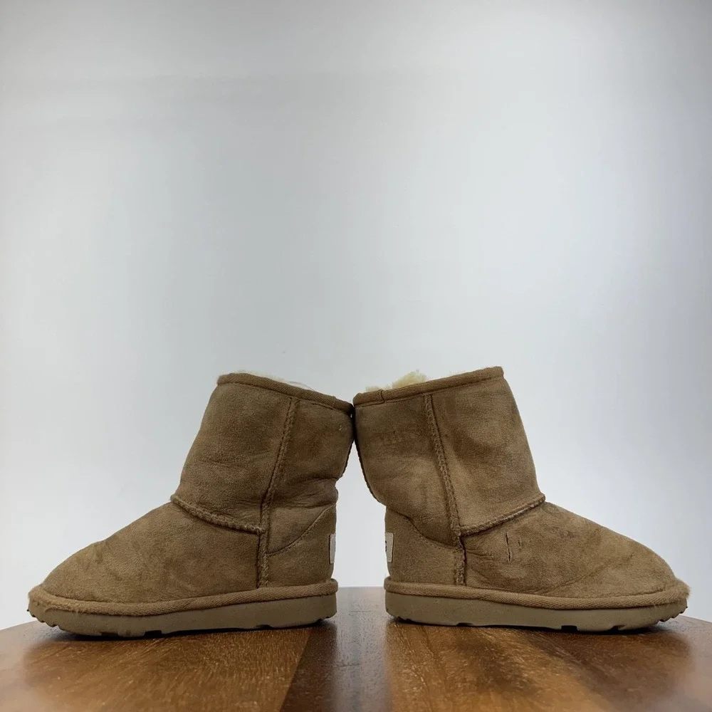 Little Kids Ugg Classic Tall II Chestnut Brown Sheepskin Suede Boots Size 9 C